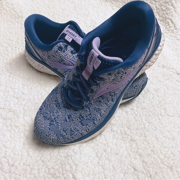 Brooks Ghost 11 Womens Running Shoe Sneaker Purple Size 8 1202771b406 - Picture 2 of 12